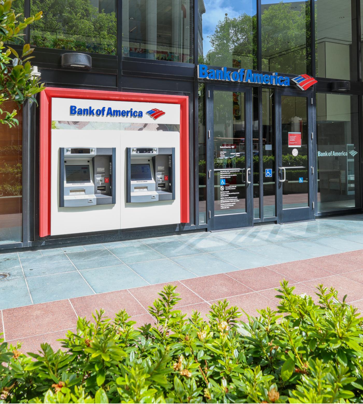 A Bank of America ATM machine outside 50 California St.